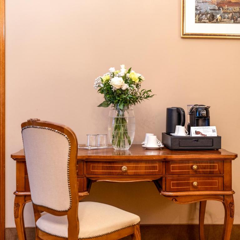 Hotel Al Ponte Dei Sospiri - Junior Suite (3 Adulti) - 4