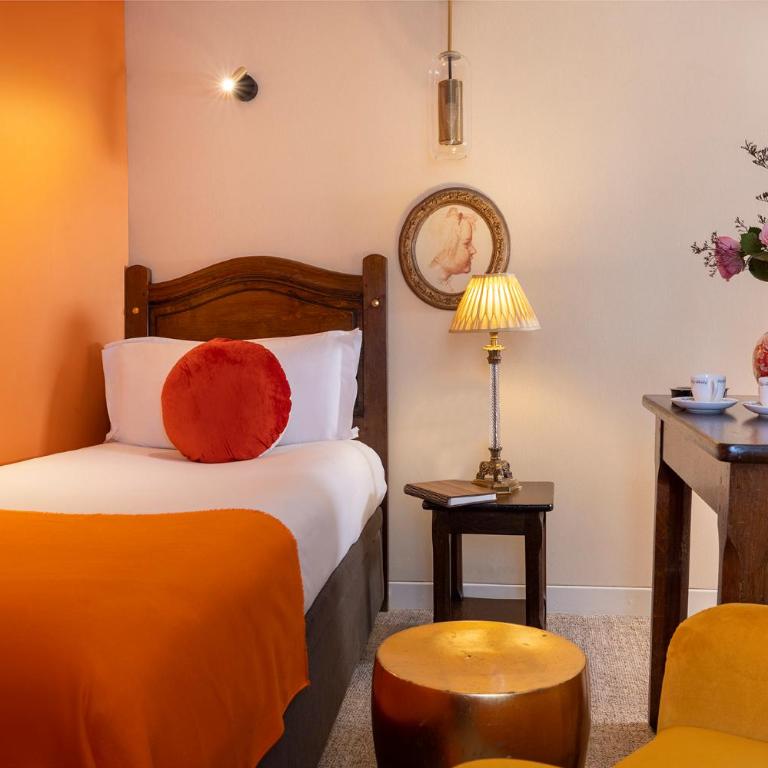 Hôtel Des Marronniers - Chambre Deluxe - 8