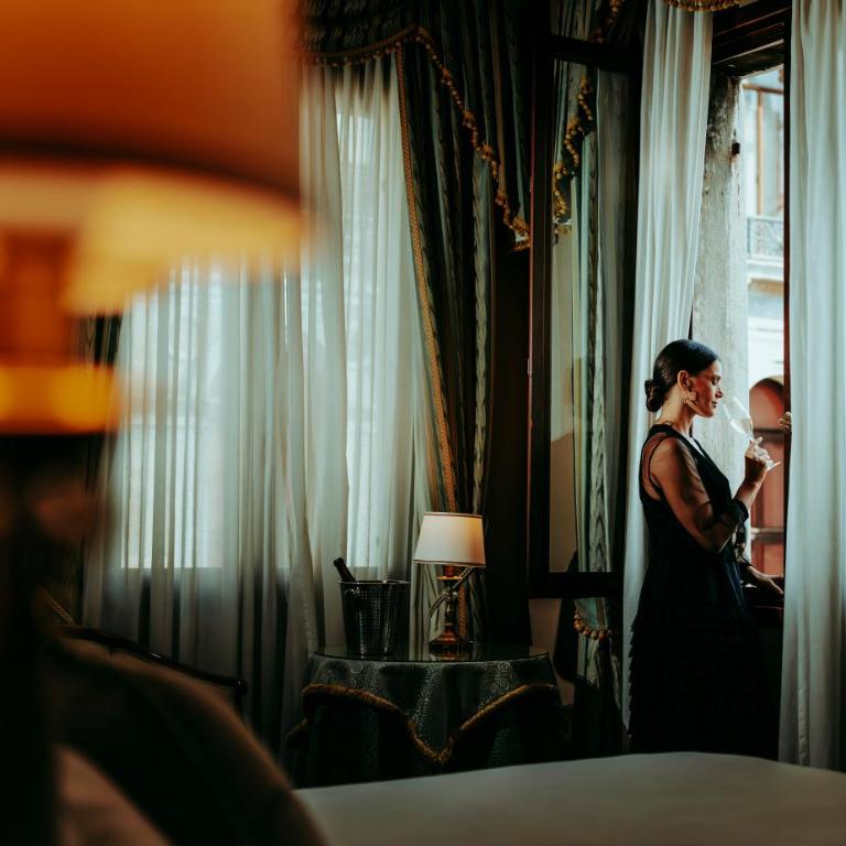 Hotel Al Ponte Dei Sospiri - Junior Suite Casanova - 9