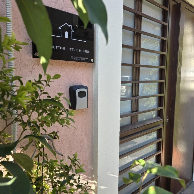 Benedettini Little House - One-Bedroom House - 29