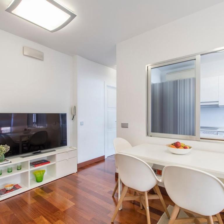 Madrid Total Access Apt 4 person - One-Bedroom Apartment - 6