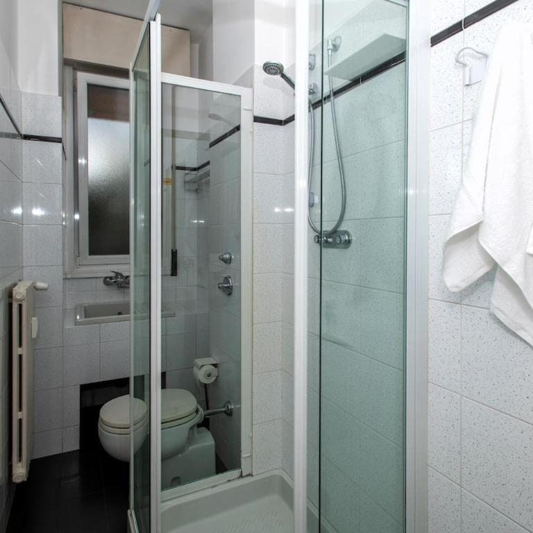 Spacious Apartment Near Bocconi University - Appartamento con 2 Camere da Letto e Balcone - 11