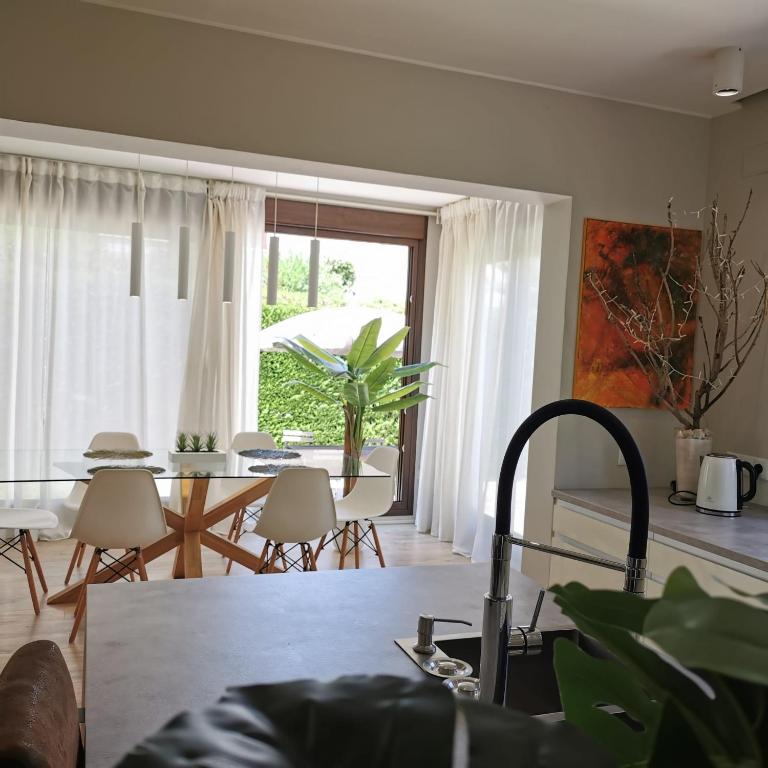 Modern house with pool, just 700m away from beach - Maisonette-Apartment - 14