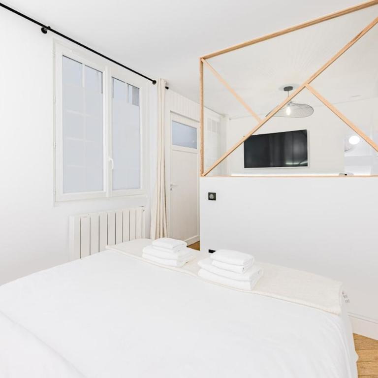 Suite luxueuse Elysee Faubourg St Honore Paris 8 - One-Bedroom Apartment - 6
