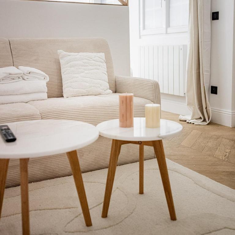 Suite luxueuse Elysee Faubourg St Honore Paris 8 - One-Bedroom Apartment - 12