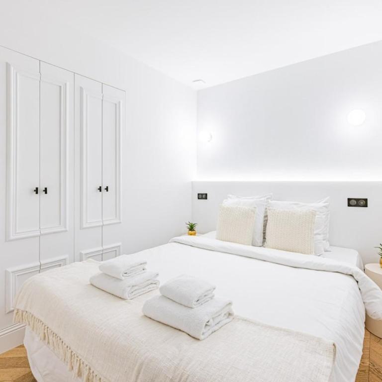 Suite luxueuse Elysee Faubourg St Honore Paris 8 - One-Bedroom Apartment - 5