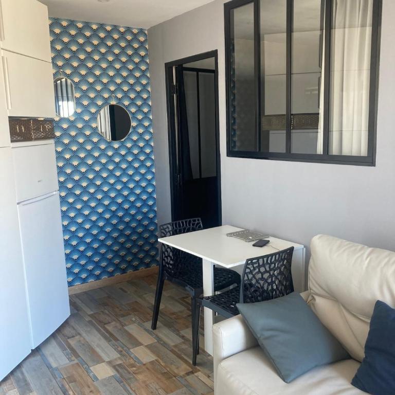 T2 sea view with balcony 15m2 - Appartamento con 3 Camere da Letto - 1