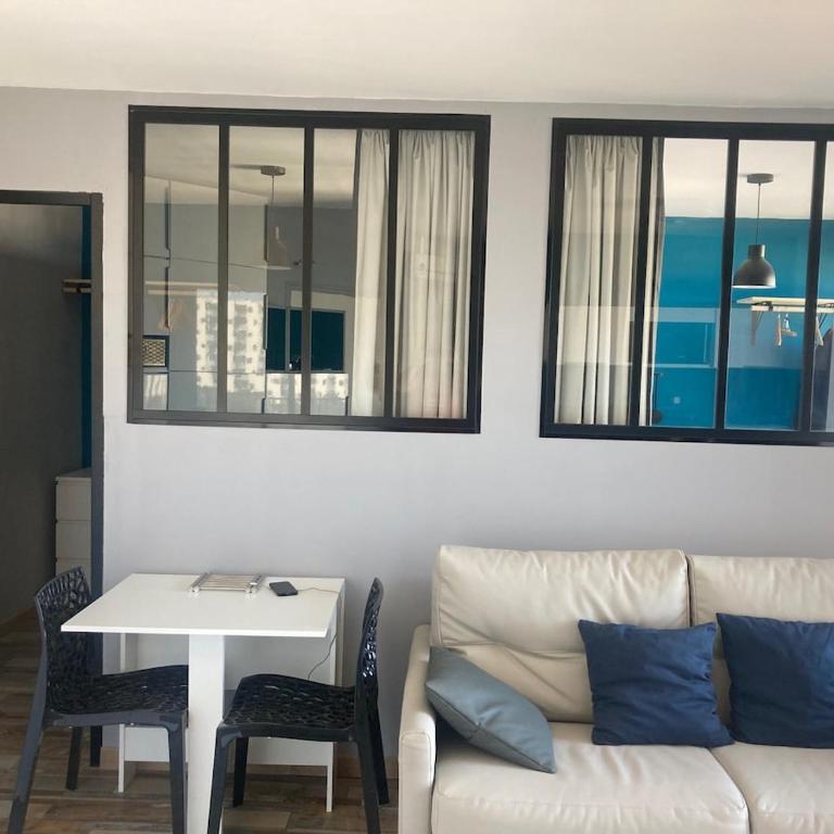 T2 sea view with balcony 15m2 - Appartamento con 3 Camere da Letto - 11
