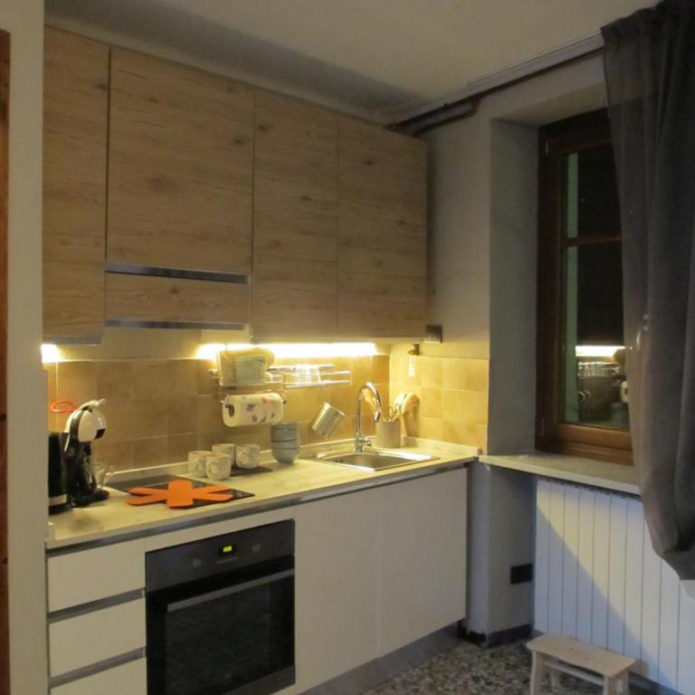 Aosta MaisonGnémaz - Appartamento con 2 Camere da Letto e Balcone - 4