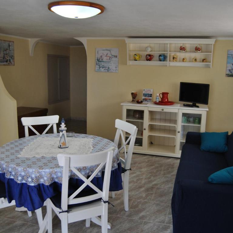 La Pergola Apartments - One-Bedroom House - 3
