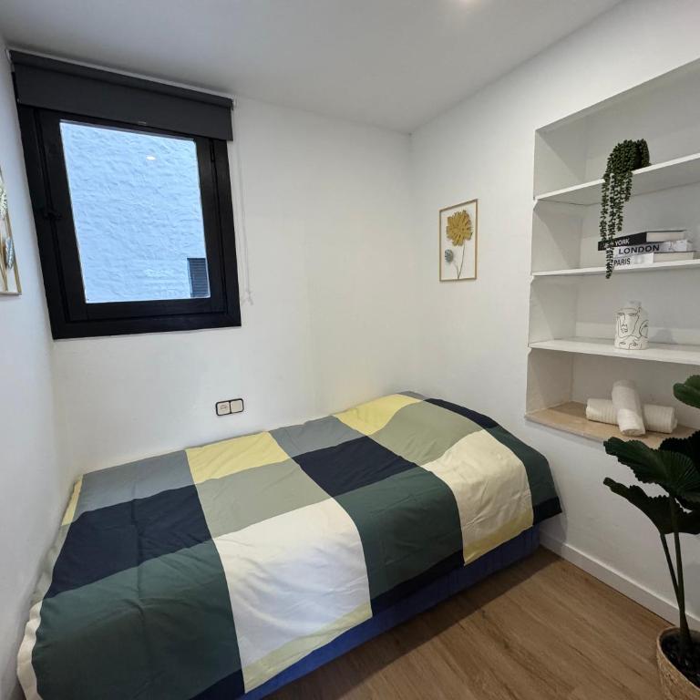 Modern and cosy apartment in the heart of Puerto Banús - Two-Bedroom Apartment - 18