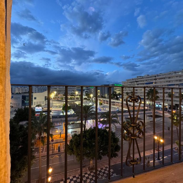 Modern and cosy apartment in the heart of Puerto Banús - Two-Bedroom Apartment - 9