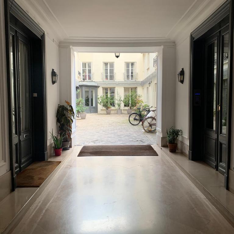 Cozy mezzanine studio in the heart of Paris - Appartement 1 Chambre - 10