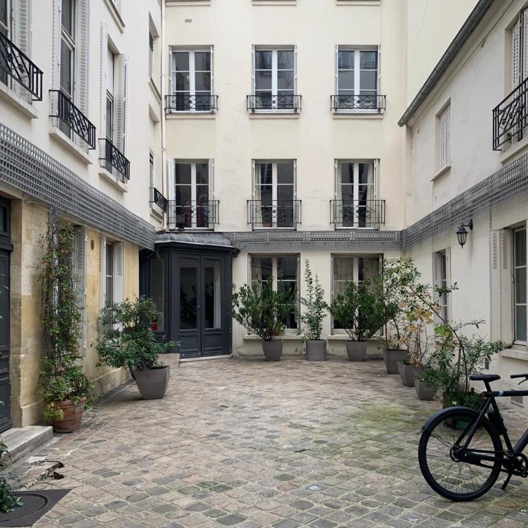 Cozy mezzanine studio in the heart of Paris - Appartement 1 Chambre - 9