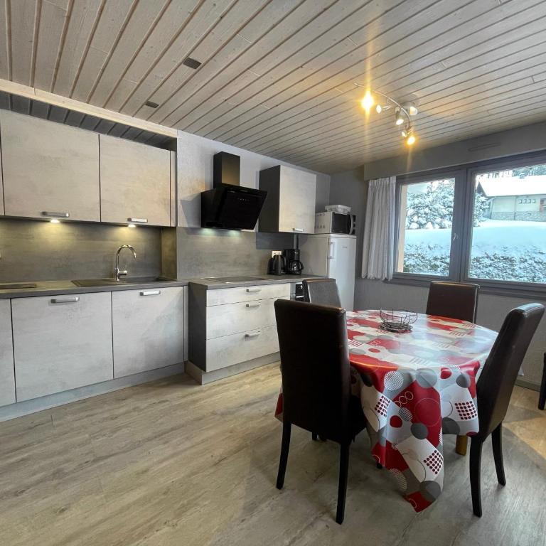 GROTTE AUX FEES D, appartement 6 pers, skis aux pieds - Appartamento - Piano Terra - 2
