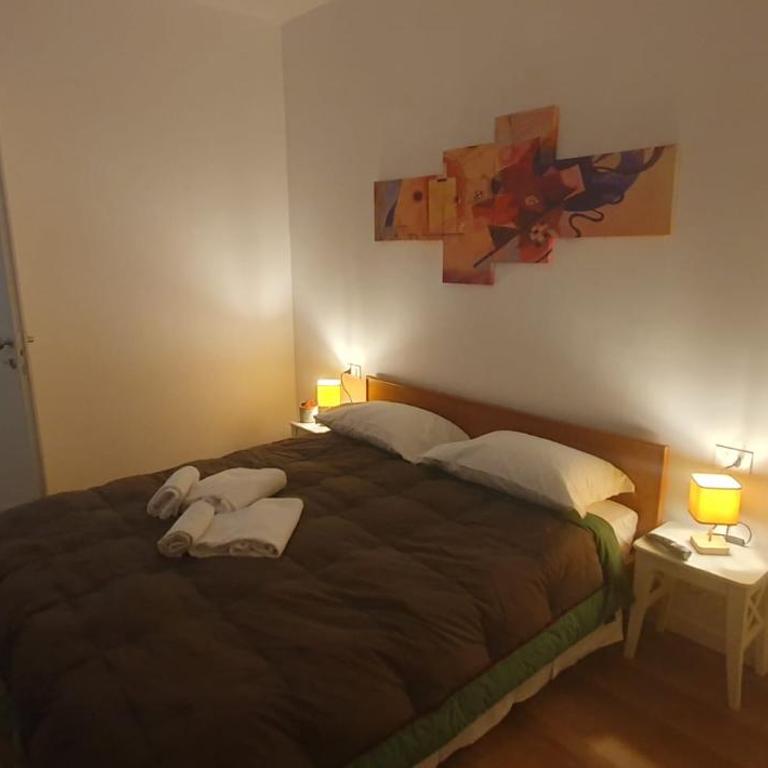 Max Rooms Bergamo - Camera Matrimoniale con Bagno Privato - 4
