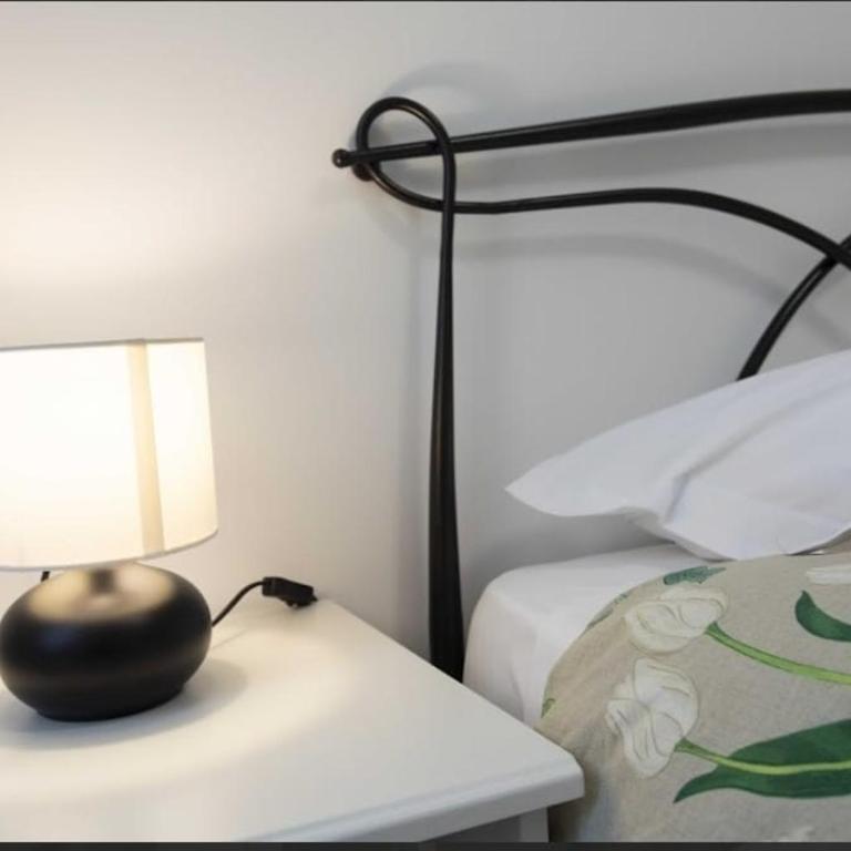 Max Rooms Bergamo - Camera Quadrupla con Bagno Privato - 8