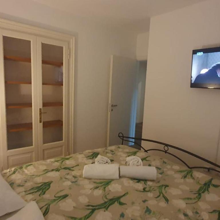 Max Rooms Bergamo - Camera Quadrupla con Bagno Privato - 3