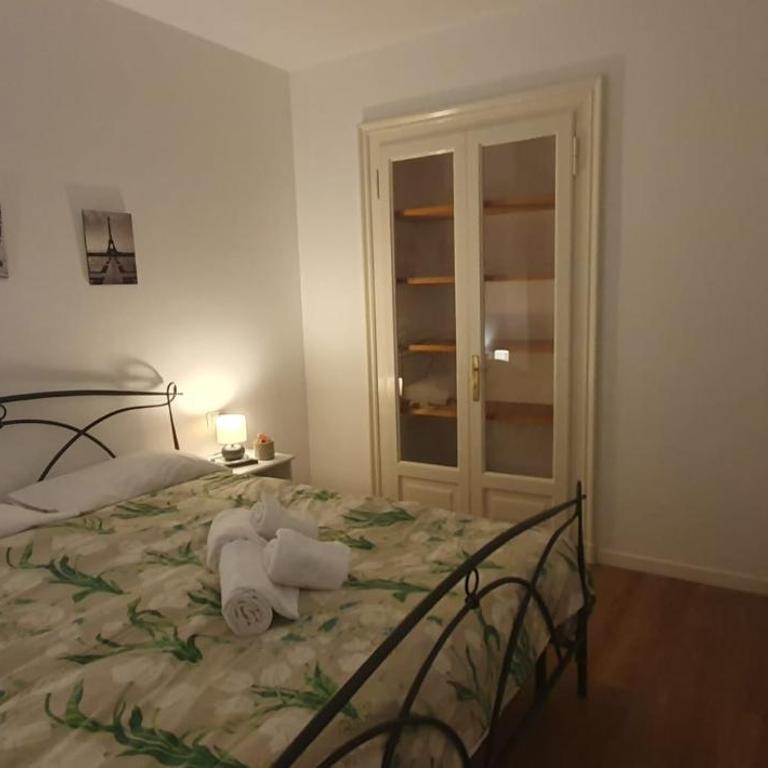 Max Rooms Bergamo - Camera Quadrupla con Bagno Privato - 2
