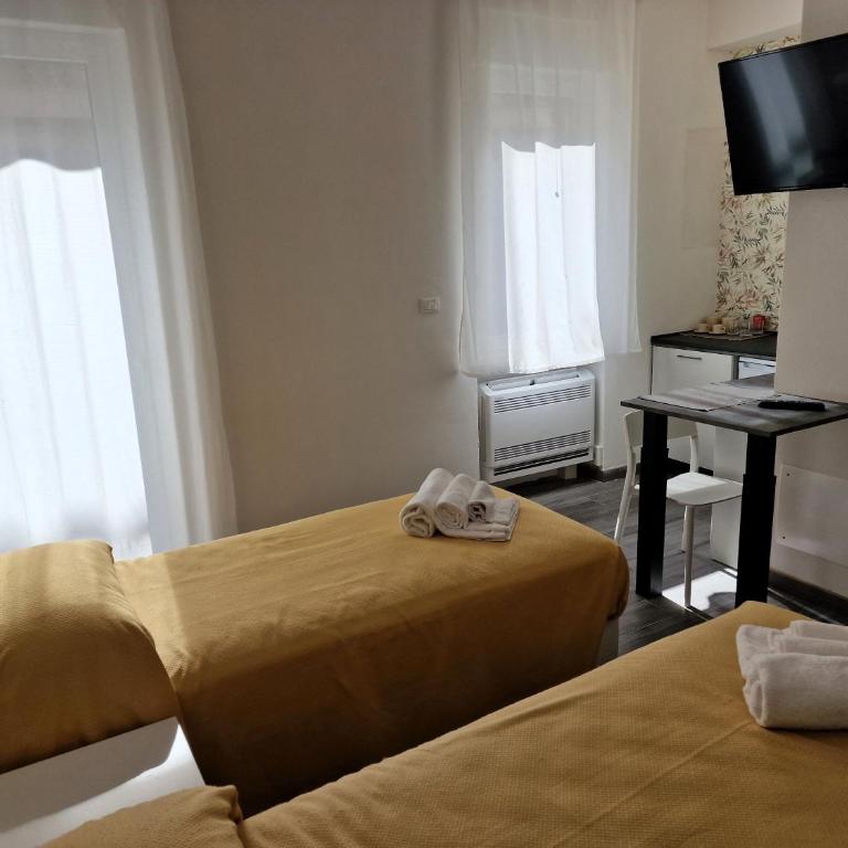 Berica Alloggi Turistici - Camera Matrimoniale/Doppia con Letti Singoli con Bagno Privato - 16