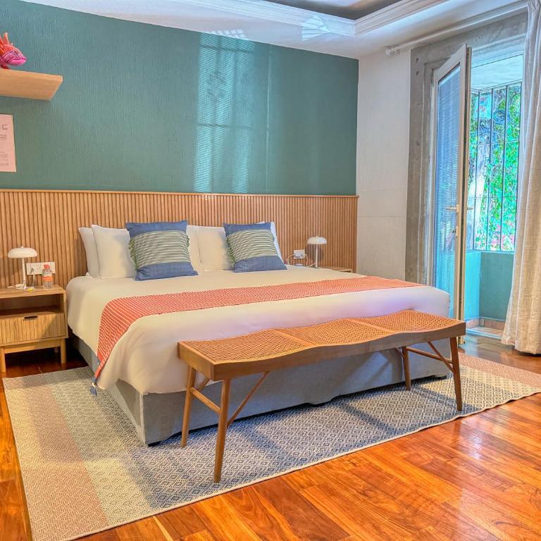 Hotel Boutique Casa Alebrije - Junior Suite with Balcony - 1