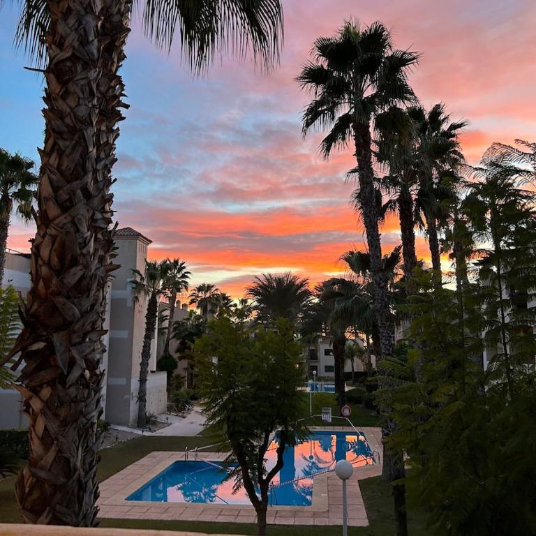 Cozy, great views, walking to golf course, pool - Casa de 2 dormitorios - 1
