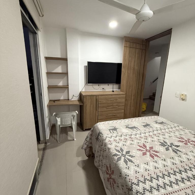 Casa Quinta con piscina Girardot- Via el Peñón - Casa de 3 dormitorios - 50