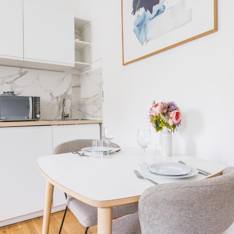 Cosy Studio Etoile Friedland - One-Bedroom Apartment - 17