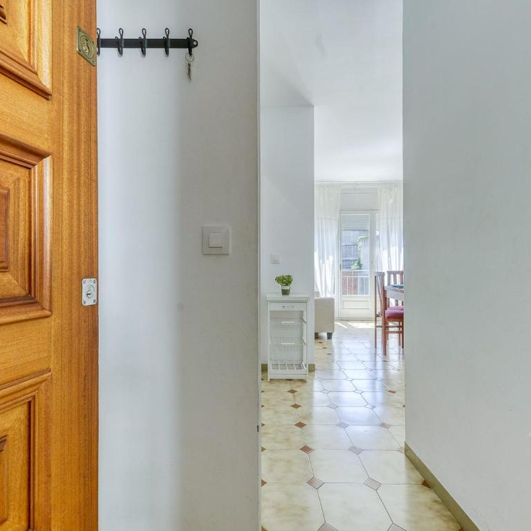 Apartment in Rosas near Platja de Roses Beach - Two-Bedroom Apartment - 10