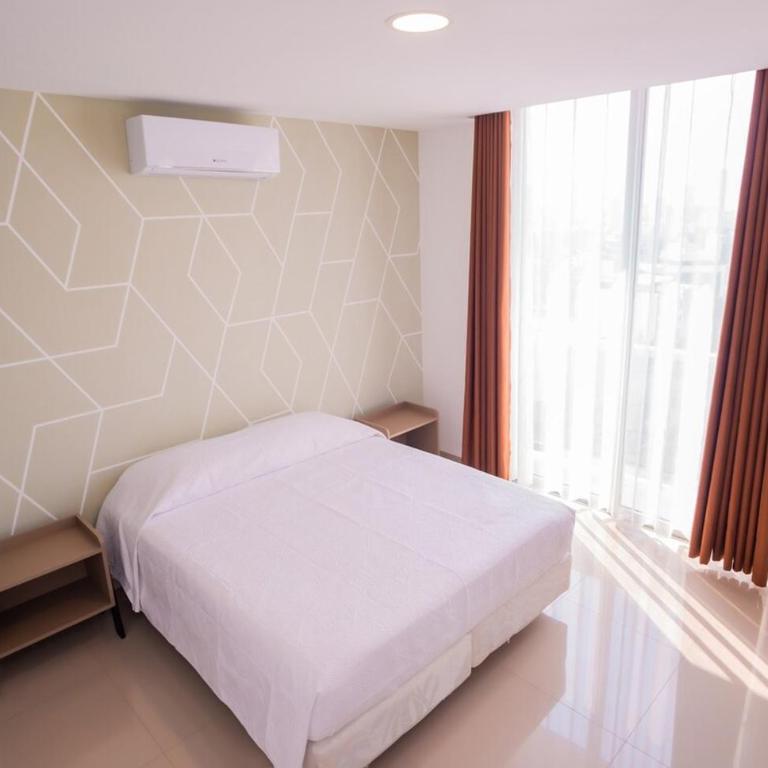 Equipetrol Departmento Familiar - Apartamento de 3 dormitorios - 14