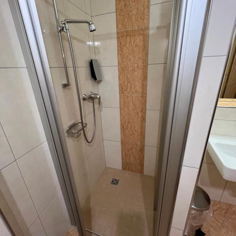 Hotel Garni Gafluna - Comfort Doppelzimmer mit Terrasse - 13