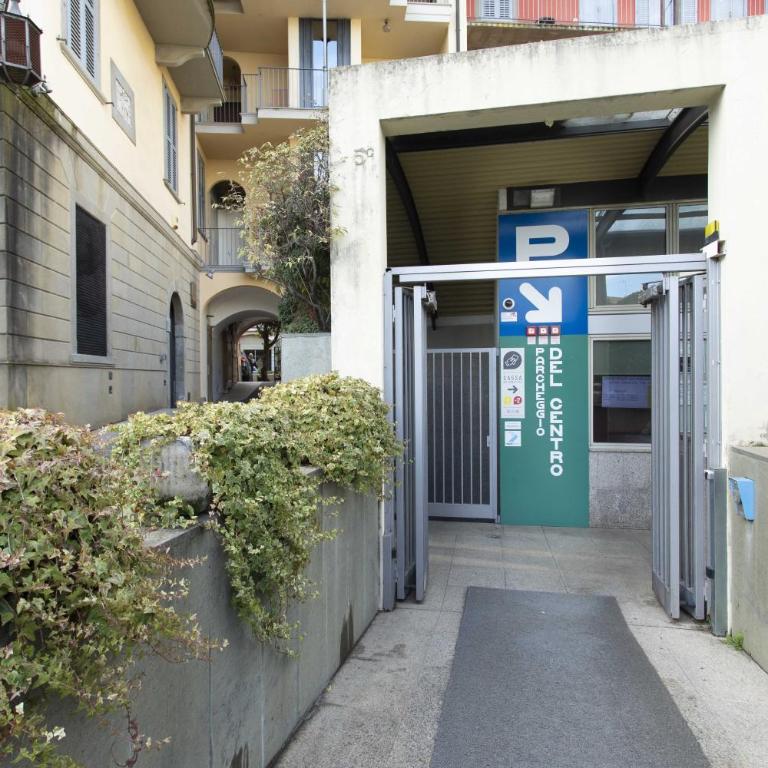 Max Rooms Bergamo - Camera Matrimoniale con Bagno Privato - 26