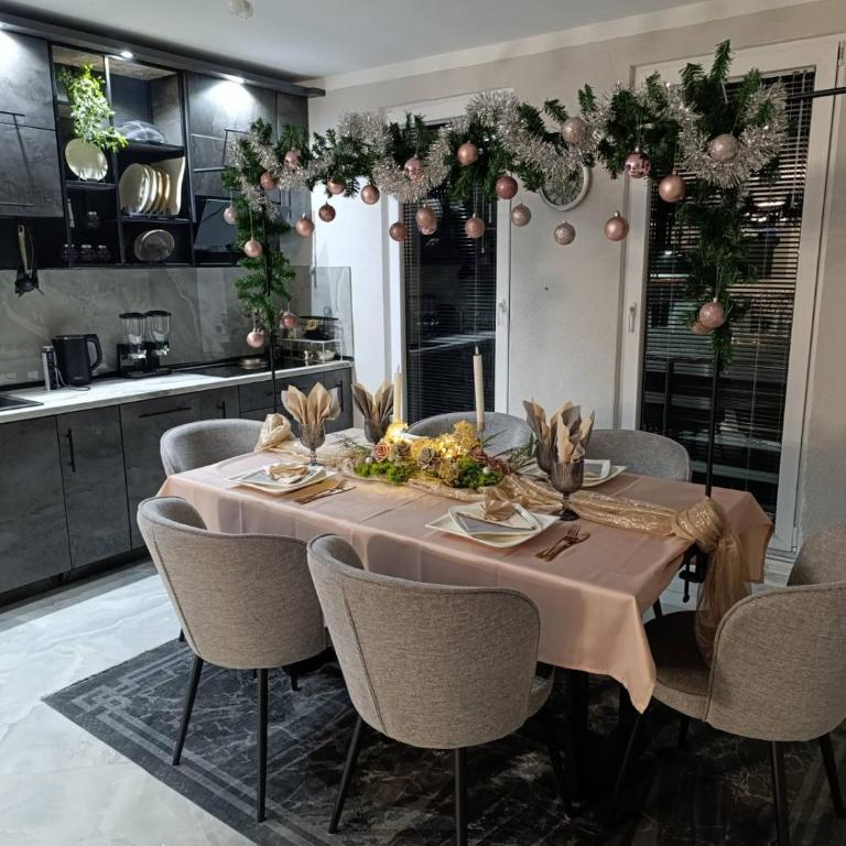 Villa Lea Tuzla - Vila - 25