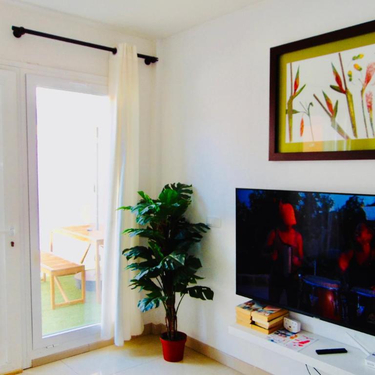 Casita Playa Castillo "Vivienda 3B" - Two-Bedroom House - 4