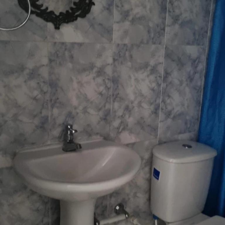 El refugio del tiburón - Habitación Doble con baño privado - 3