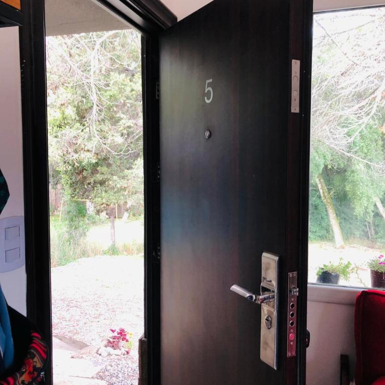 Cabaña Vista al OTTO y parque de cipreses y ñires - One-Bedroom House - 26