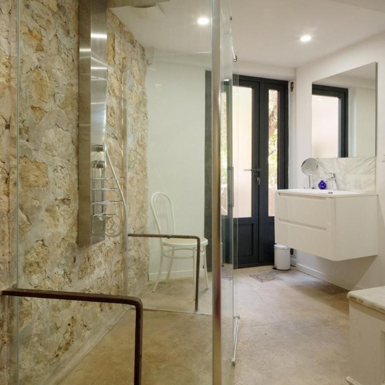 1920's house with GARDEN & SEA VIEW near Historic Centre - Four-Bedroom Vacation Home - 19