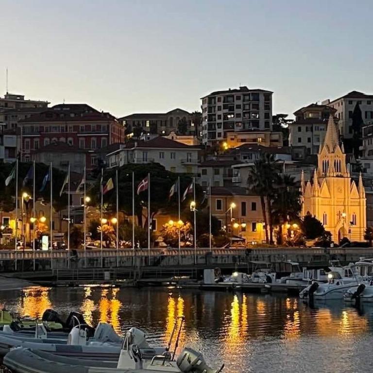 Idyllische Dachwohnung am Hafen von Porto Maurizio - Appartamento con 1 Camera da Letto e Vista Mare - 22