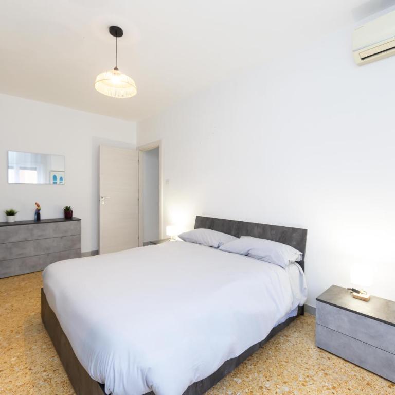 Einstein trastevere - appartamento in centro - Appartamento con 1 Camera da Letto con Balcone e Vista Città - 2