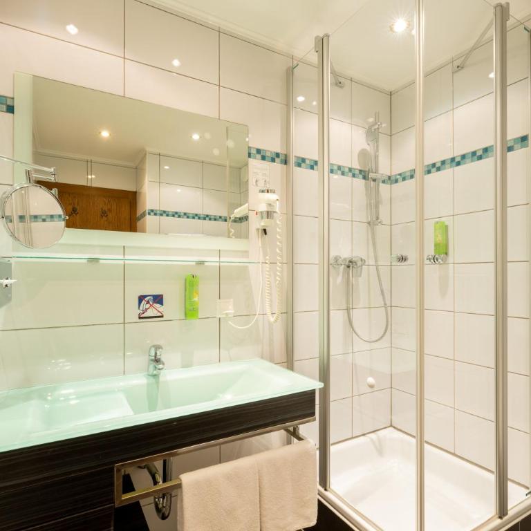 Genusshotel Almrausch - Doppelzimmer mit Balkon - 12