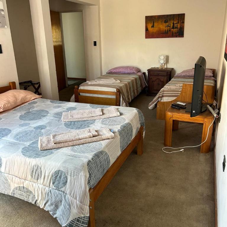 KAD Alojamiento - Classic Quadruple Room - 3