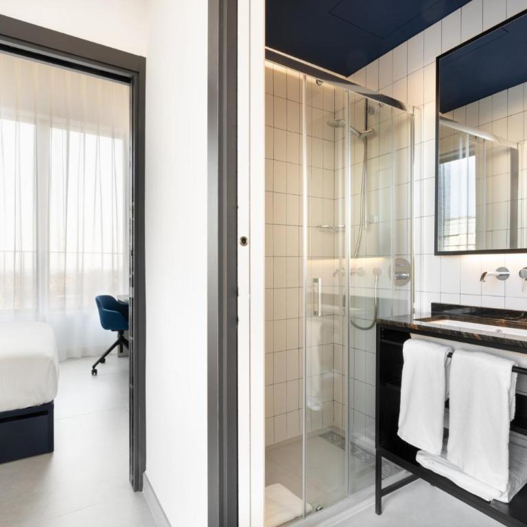 Coliving for Master, Postgrads and Language Learners - Studio Apartment with Sea View - 1
