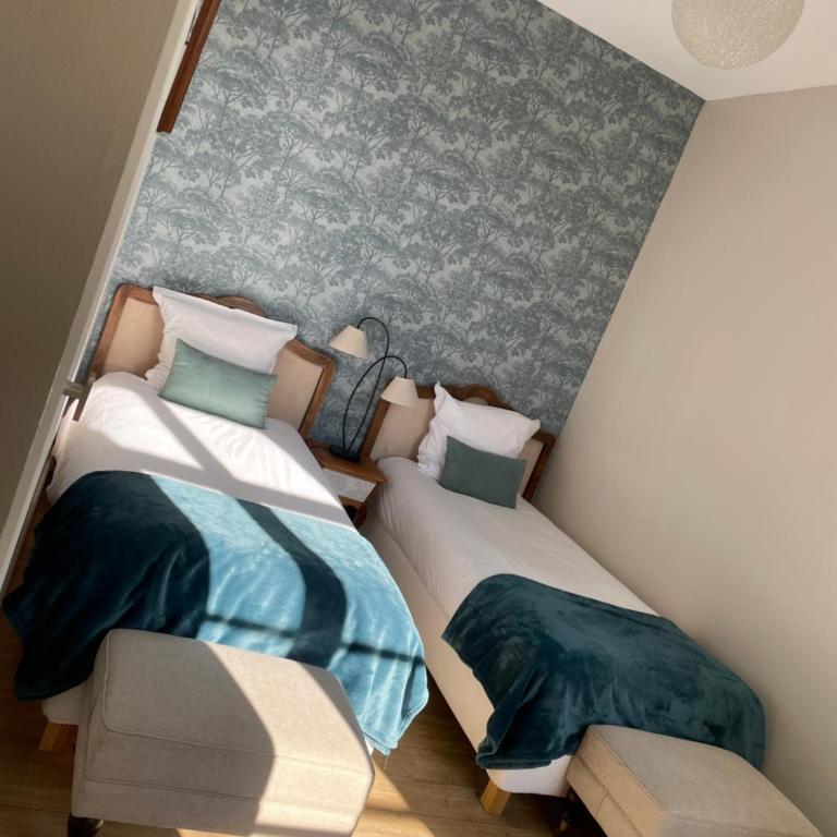 La Boulonnaise - Chambre Familiale avec Salle de Bains Privative - 13