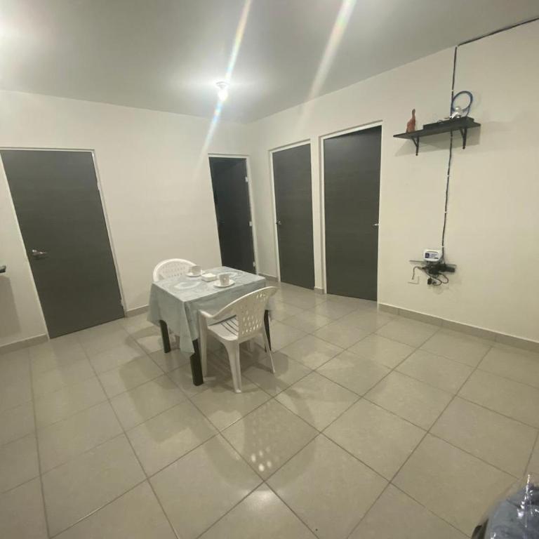 Departamento privado con piscina - Apartment - 4