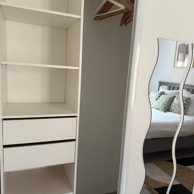 Bas de Villa à 15 min de Nice avec piscine - Appartement 1 Chambre - 12
