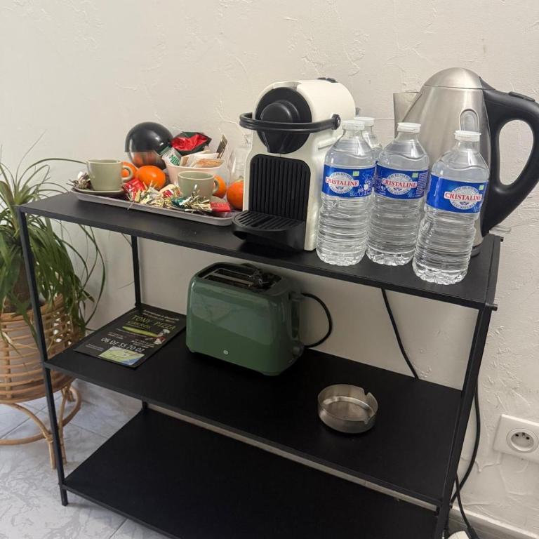 Bas de Villa à 15 min de Nice avec piscine - Appartement 1 Chambre - 13