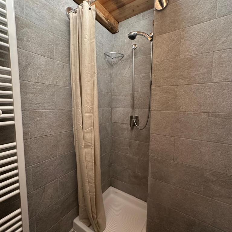 Loft in Piazza Dodero A due passi dalle piste - Appartement 1 Chambre - 20