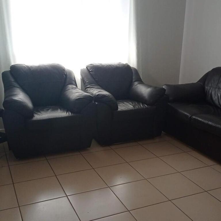 Spacious and cozy apartment, good location - Apartamento de 3 dormitorios - 1