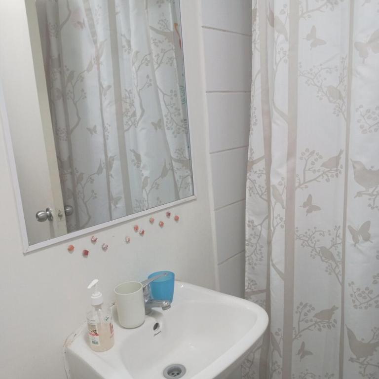 Spacious and cozy apartment, good location - Apartamento de 3 dormitorios - 16