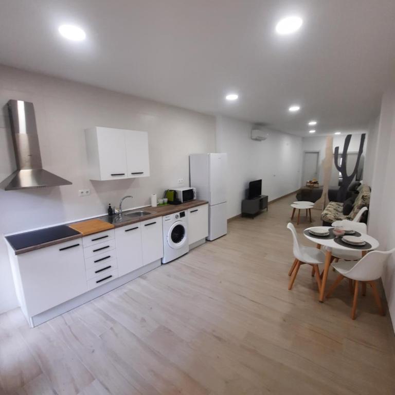 Estudios Olivia II - One-Bedroom Apartment - 1